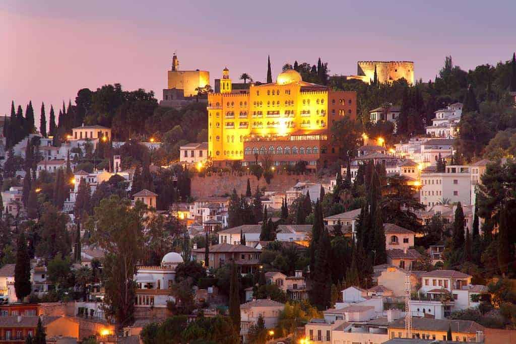 غرناطة