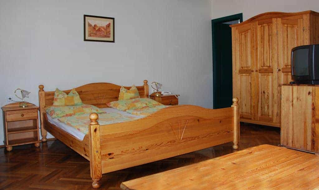 11.Bacchus Hotel-min
