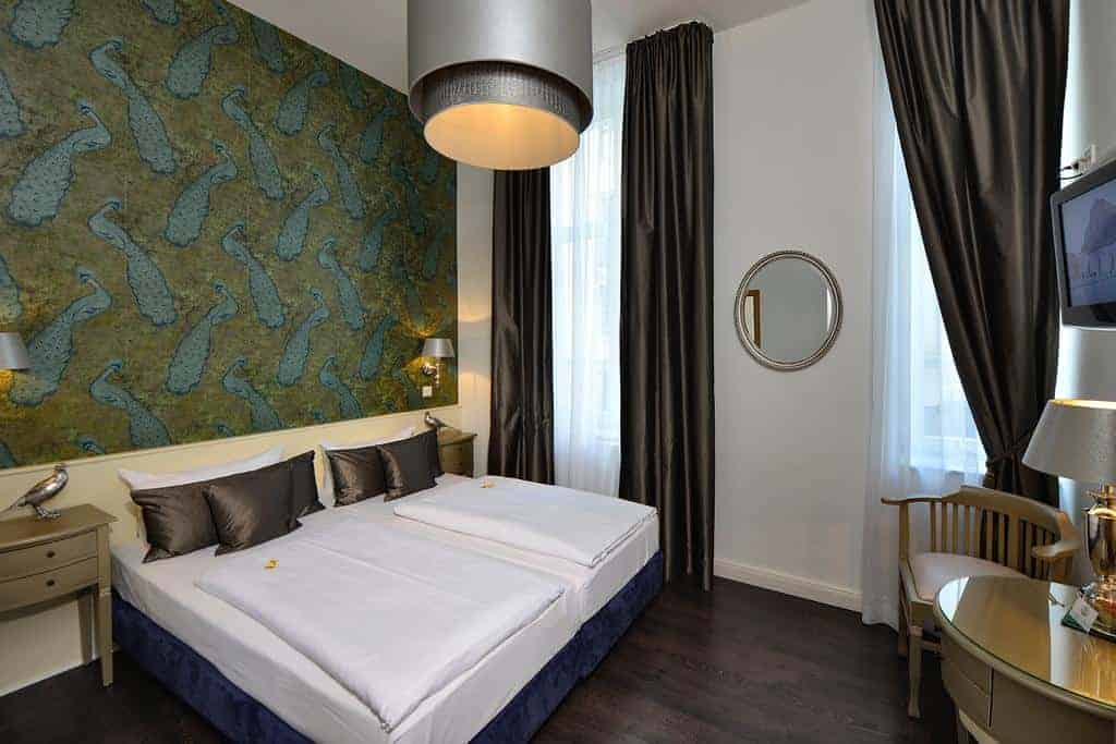 13.Hotel Domstern-min