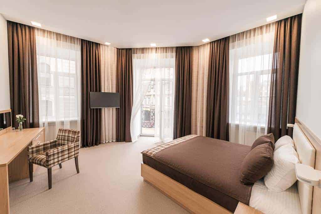 29.Center Hotel-min
