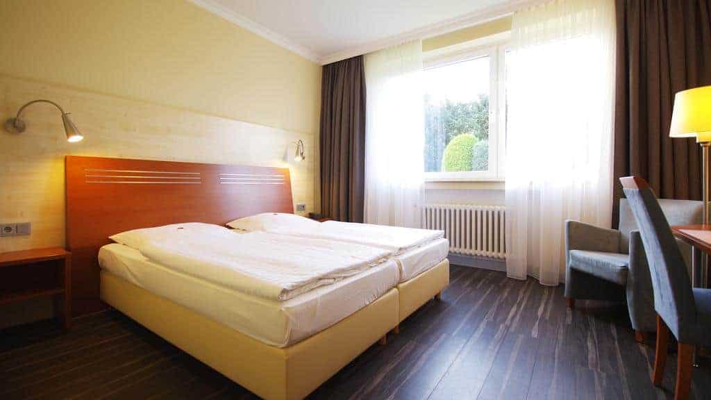 3.Garten-Hotel Ponick-min