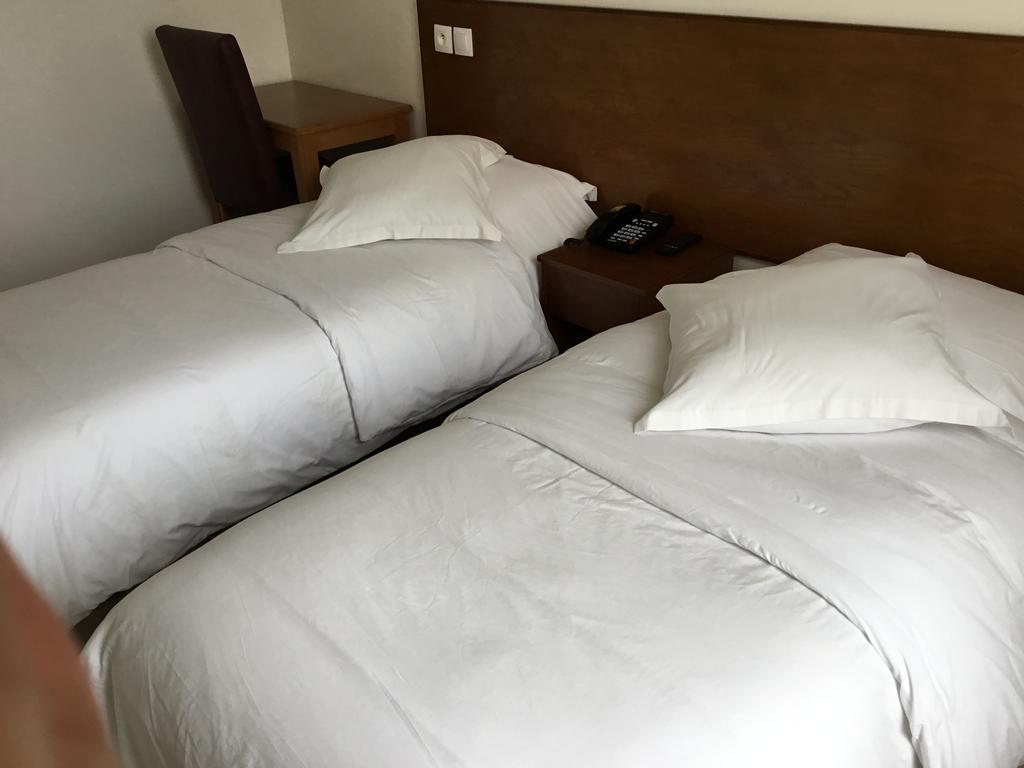 31.Hotel Lutece-min