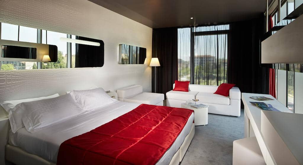 6.San Ranieri Hotel-min