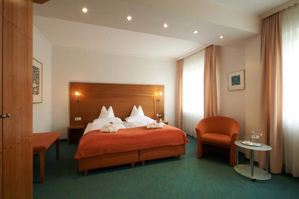 14.Hotel Klughardt