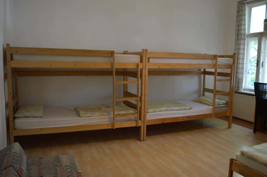 15.Hostel 66