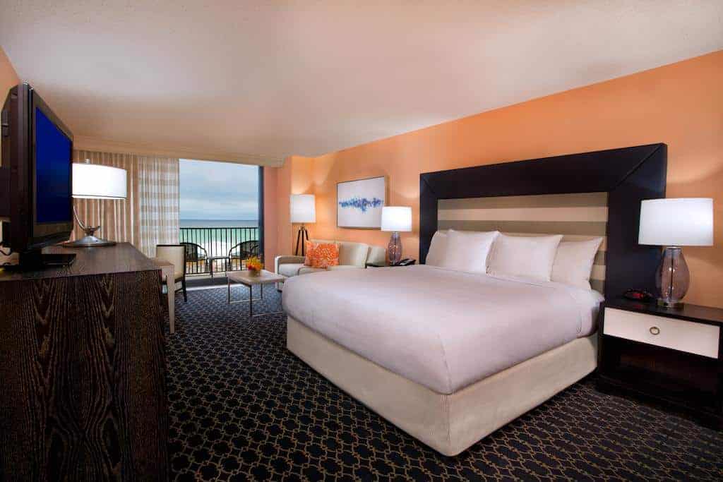 6.Hilton Sandestin Beach Golf Resort & Spa