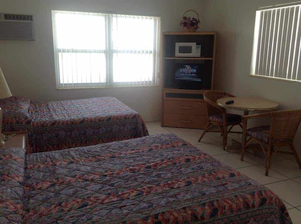9.Birch Patio Motel