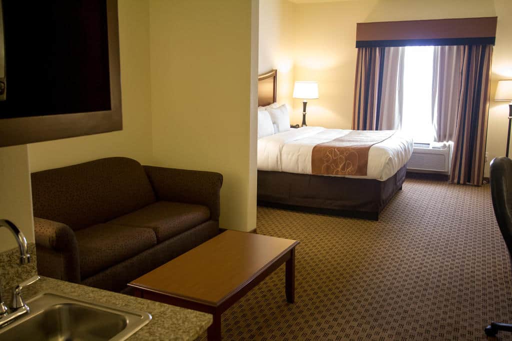 10.Comfort Suites San Antonio North Stone Oak
