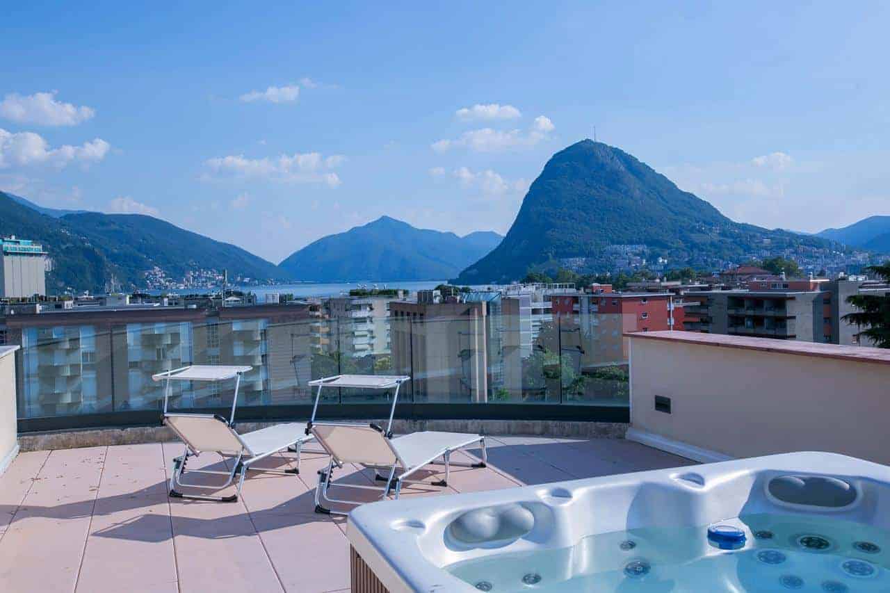 La Perla Hotel