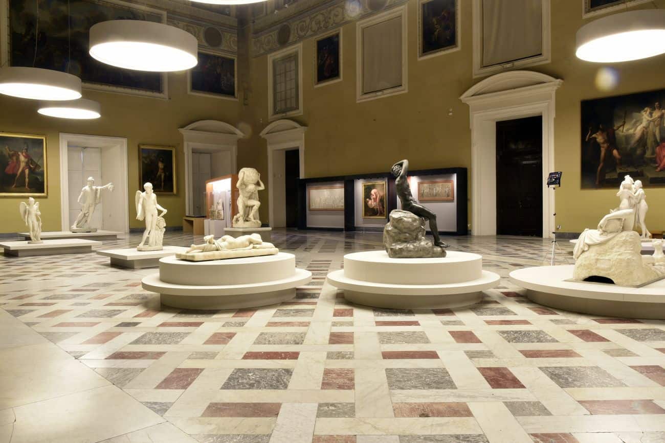 اماكن نابولي السياحية