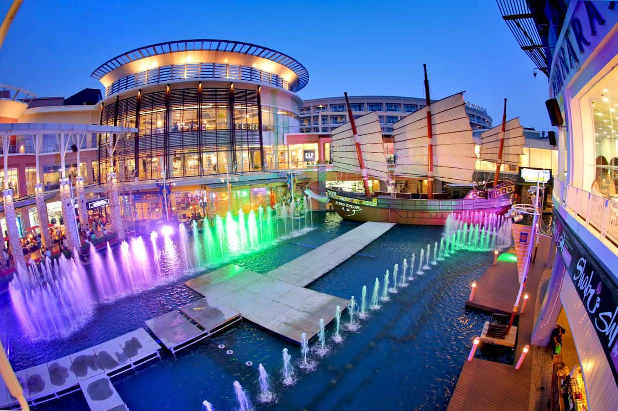 مول جونغسيلون بوكيت Jungceylon Shopping Center