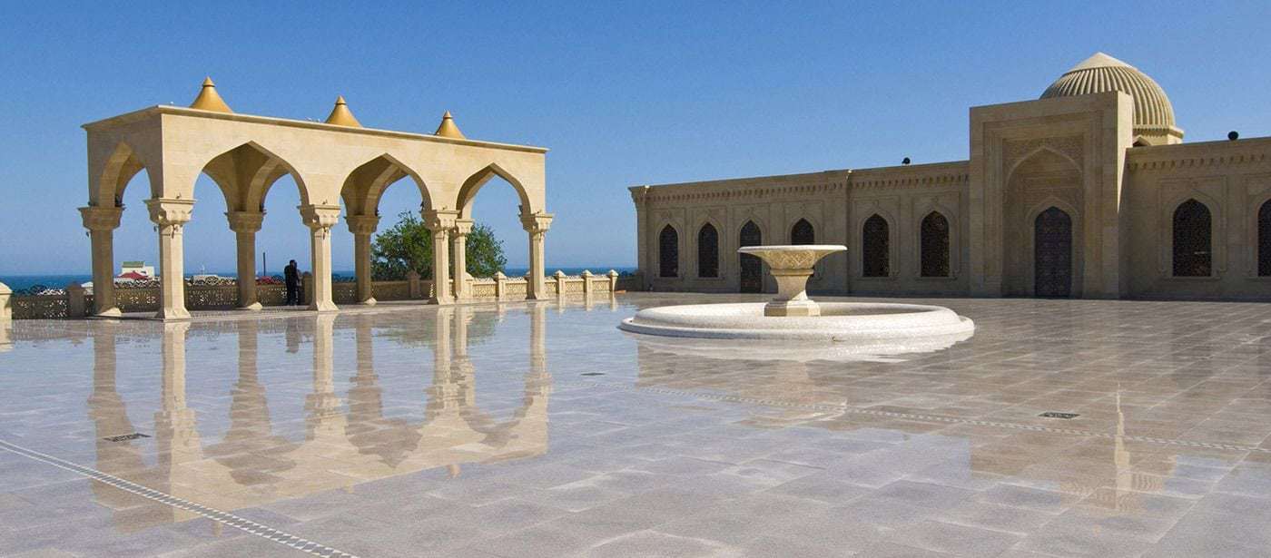 مسجد باب الهيبة في باكو 