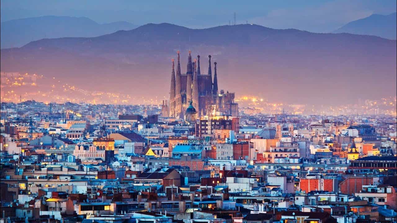 برشلونة