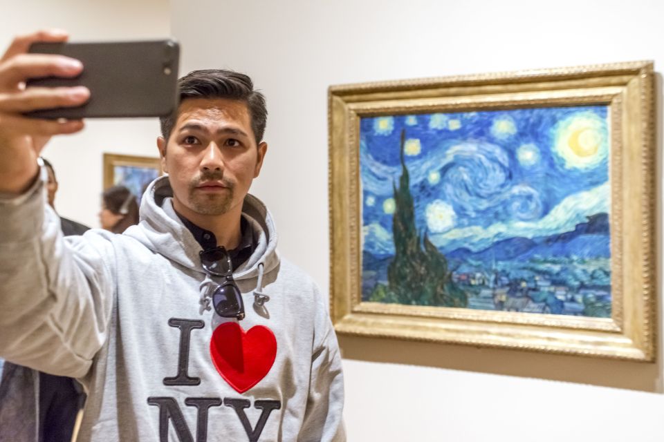 لوحة الفنان فان جوغ "ليلة النجوم"