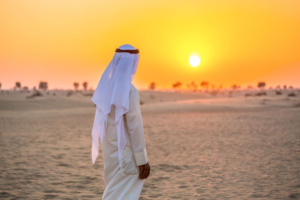 مشاهدة غروب الشمس في رحلة سفاري