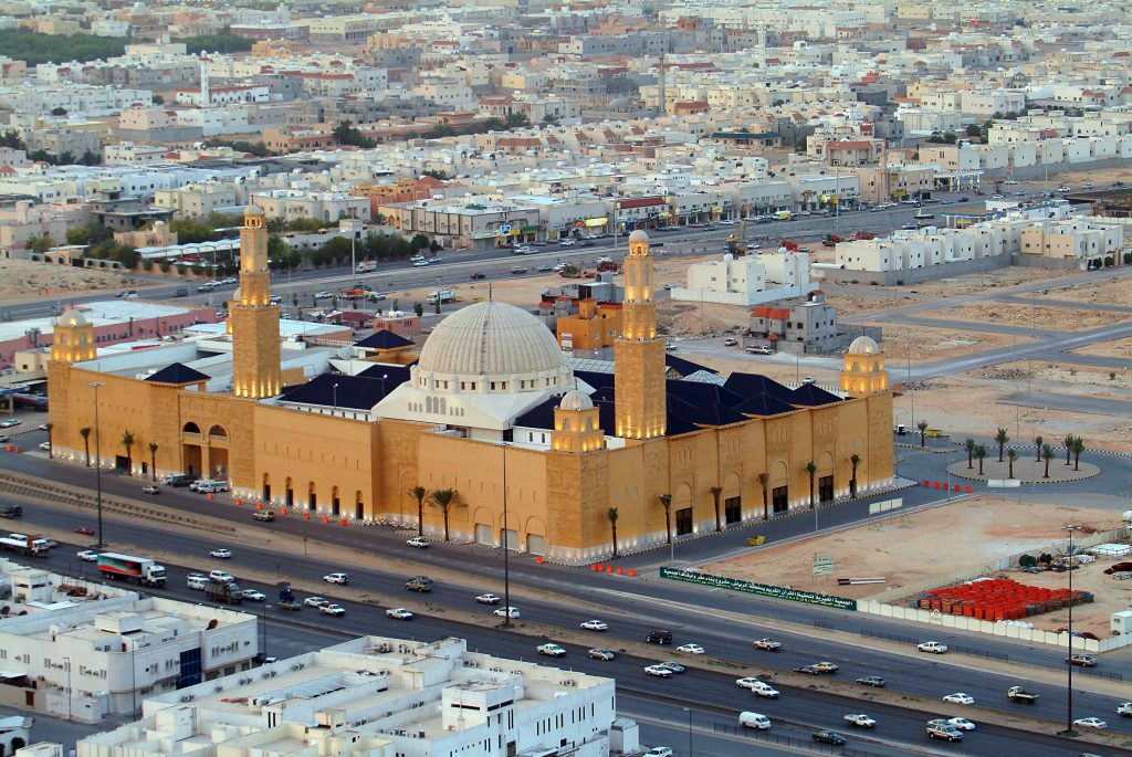 فنادق قريبة من جامع الراجحي الكبير (المميزات +الخدمات +الأسعار)