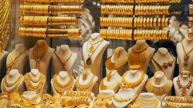 سوق الذهب في دبي بالصور

