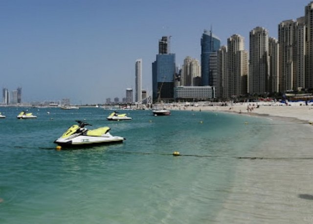 شاطئ jbr دبي
