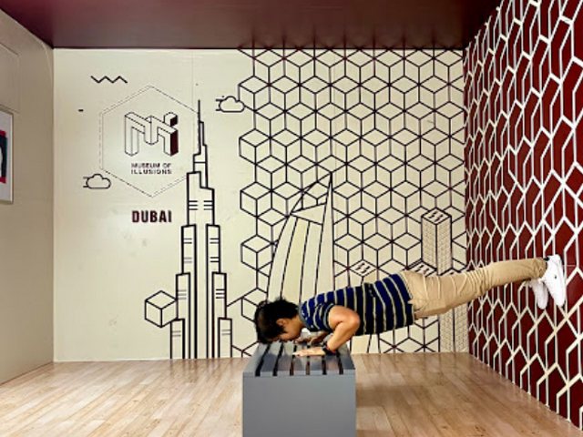 متحف الغموض دبي

