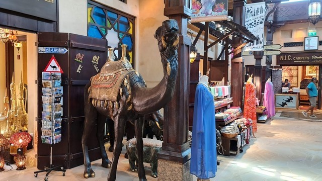 صور سوق مدينة جميرا