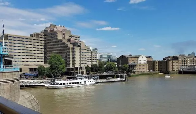 جسر البرج لندن
