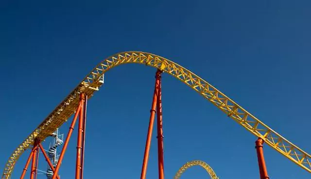 حديقة ثورب بارك لندن

