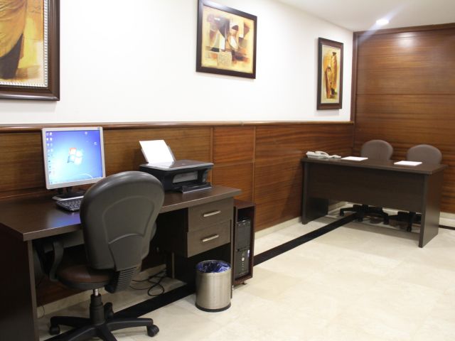 قاعات المؤتمرات و المناسبات